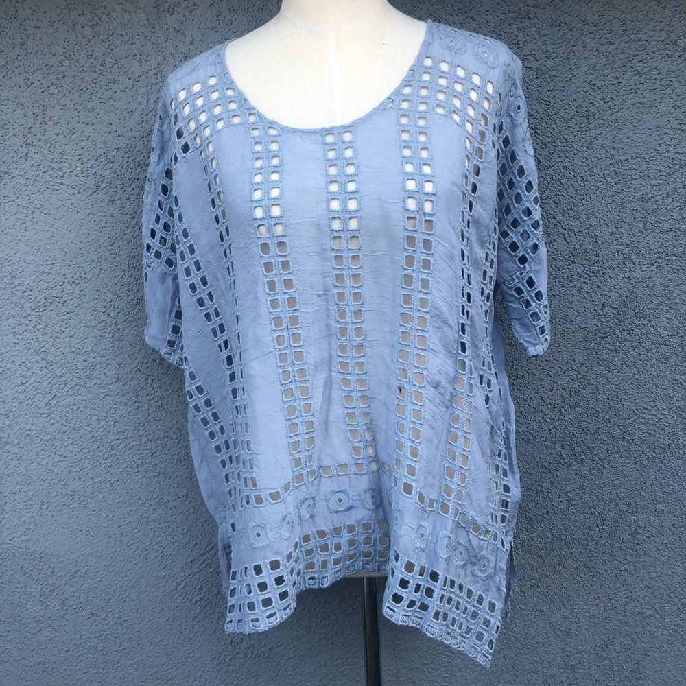 Johnny Was embroidered top size s